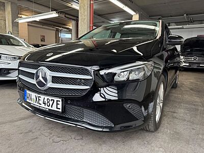 Mercedes-Benz B250e Plug In AHK Pano+MB Service+2xReifen neu