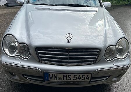 Mercedes-Benz C 320 gebraucht kaufen Mercedes-Benz C 320 CDI T AVANTGARDE Avantgarde