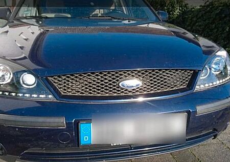 Ford Mondeo 2.5 V6 Ghia Ghia