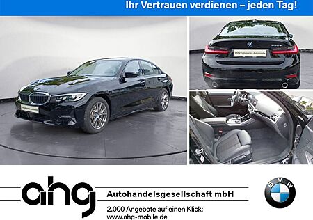 BMW 330e Sport Line LED PDC ACC Sport Automatik