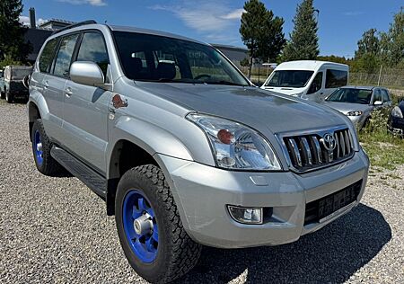 Toyota Land Cruiser 3.0 D-4D Travel * AHK * Klimaaut