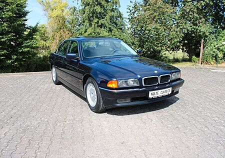 BMW 728i E38 *erst 88tkm.* *2. Hand* *Top Zust.*