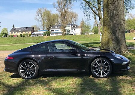 Porsche 991 Carrera Coupé PDK Chrono Klappe ,18 M. Appr.