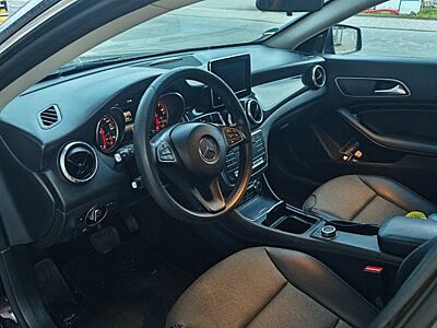 Mercedes-Benz CLA 220 Shooting Brake CLA 220 d DCT Shoot. ...