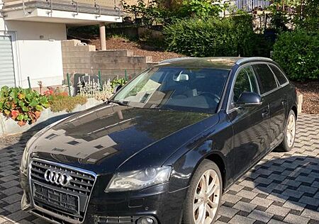 Audi A4 2.0 TDI (DPF) multitr. Attraction Avant A...