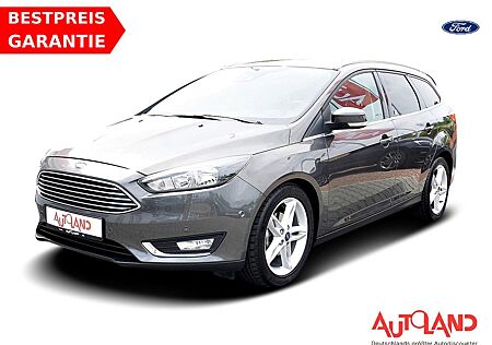 Ford Focus 1.5 TDCi Navi AHK PDC Winterpaket Klima