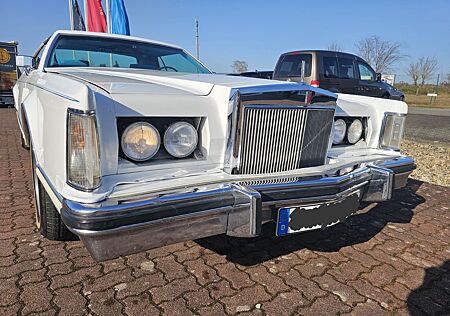 Lincoln Continental Mark V
