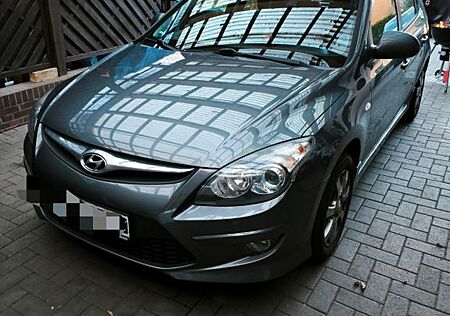 Hyundai i30 1.6 CRDi 66 kW Classic Classic