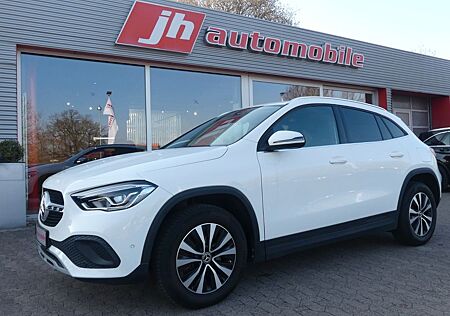 Mercedes-Benz GLA 200 Style Kamera*Leder*LED*Sitzheizung