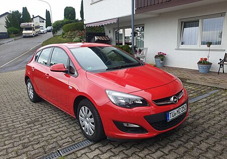 Opel Astra 1.6 85kW / KLIMA / TÜV NEU / 8 x BEREIFT