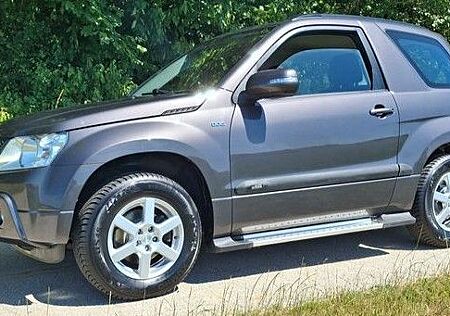 Suzuki Grand Vitara 1.9 DDiS Comfort/4x4/AHK/TOP