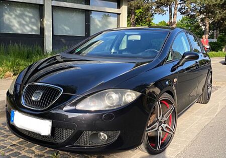 Seat Leon 1.8 TSI Stylance H&R Federn 19 Zoll Alu