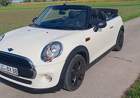 Mini One Cabrio Navi JCW Felgen Sitzheizung