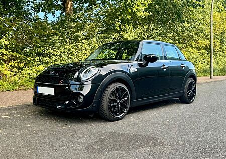 Mini Cooper S - Rückfahrkamera - CARPLAY