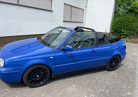 VW Golf Volkswagen 2.0 Cabriolet Colour Concept