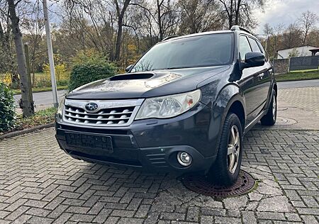 Subaru Forester Comfort/4x4 Allrad/Xenon/Klima/Euro5