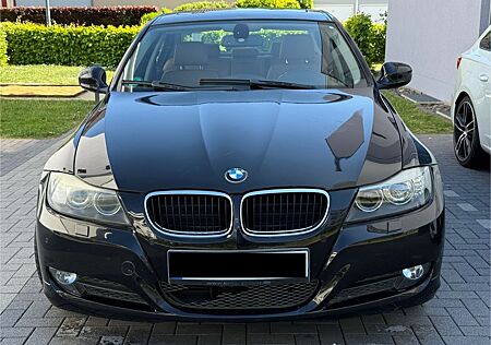 BMW 318i -