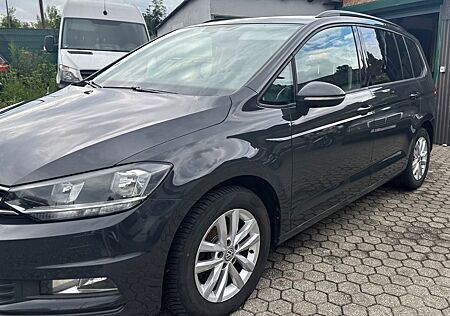 VW Touran Volkswagen Comfortline BMT/Start-Stopp 7.Sitzer