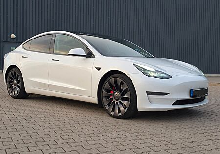 Tesla Model 3 Allrad Dualmotor Performance Matrix-LED