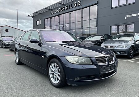BMW 325i Limousine Leder*Navi*Xenon*SHD