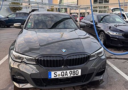 BMW 320d xDrive M-paket 8fach*Schiebedach*Displaykey