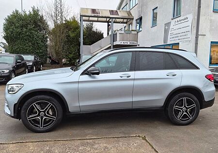 Mercedes-Benz GLC 300 de 4Matic AMG -PANO-KAMERA-LEDER-MEMORY-