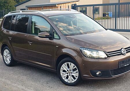 VW Touran Volkswagen 1.6 TDI LIFE DSG LED Navigation Tempomat