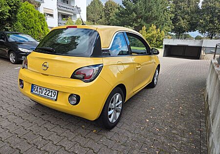 Opel Adam 1.2 -