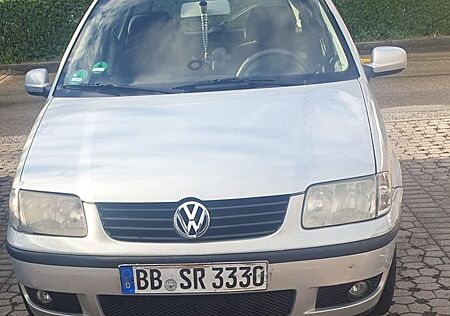VW Polo Volkswagen 1.4 44kW Auto Trendline Trendline