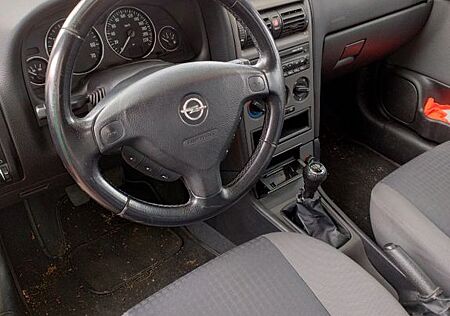 Opel Astra 1.6 Njoy Njoy