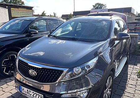 Kia Sportage 2.0 CRDi AWD 184 Platinum Edition A...