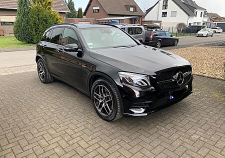 Mercedes-Benz GLC 43 AMG Mercedes-AMG GLC 43 4MATIC Autom....
