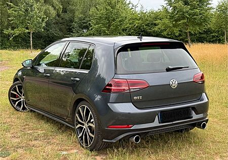 VW Golf Volkswagen 2.0 TSI BMT GTI GTI