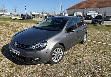 VW Golf Volkswagen 1.2 TSI Style Gepflegt, Navi, RFK, SHZ