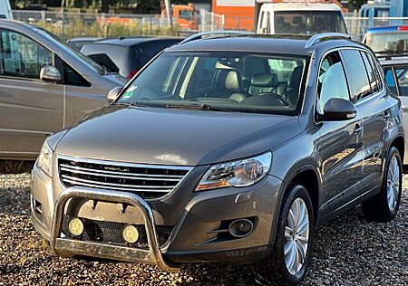 VW Tiguan Volkswagen Sport & Style4Motion Automatik Navi Leder