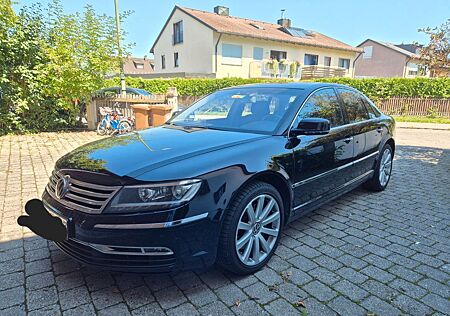 VW Phaeton Volkswagen 4.2 V8 4MOTION 5-Sitzer - Exclusive