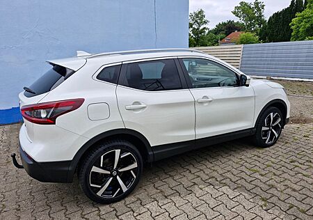 Nissan Qashqai 1.6 DIG-T Tekna Tekna