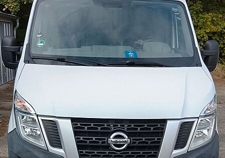 Nissan NV400