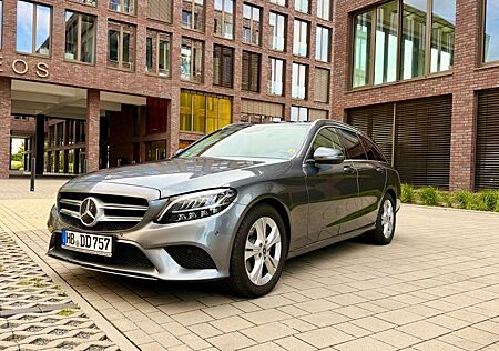 Mercedes-Benz C 200 C 200d T Auto ACC/BURM/STHZ/PANO