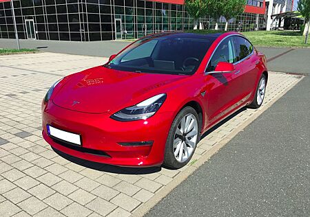 Tesla Model 3 Long Range AWD - 1. Hand - HU 08/2027