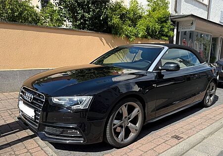 Audi A5 2.0 TDI 140kW quattro Cab., PDC, AHK