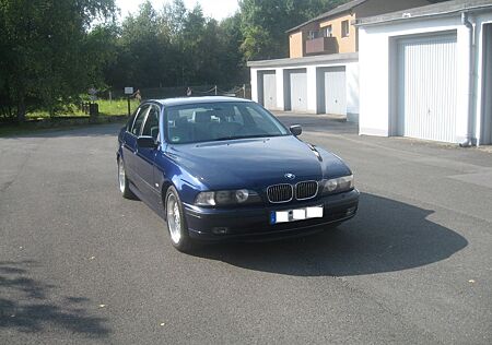 BMW 535i