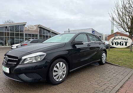 Mercedes-Benz A 180 A -Klasse BlueEfficiency PANO/SHZ