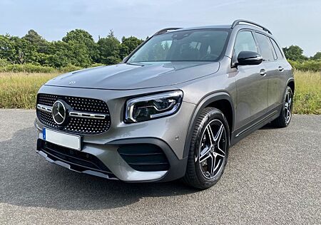 Mercedes-Benz GLB 250 4M+AMG Line+Kamera+Pano+Leder+AHK+7S+Nav