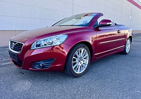 Volvo C70 Cabriolet D3 Momentum Automatik LEDER + AHK