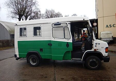Mercedes-Benz Vario 611 D 105 PS 102000 km (609)Camper