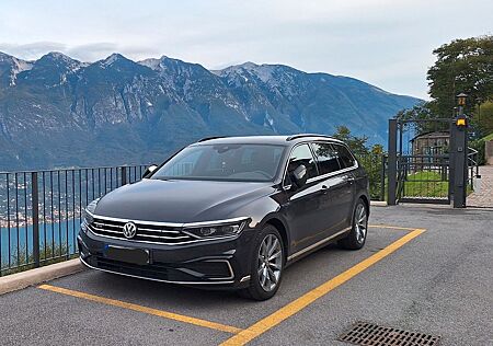 VW Passat Variant Volkswagen 1.4 TSI DSG GTE Variant GTE