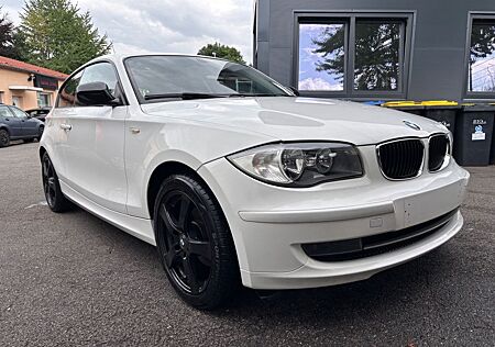 BMW 116i 1ER E81 2.0L bj2009 145TKM