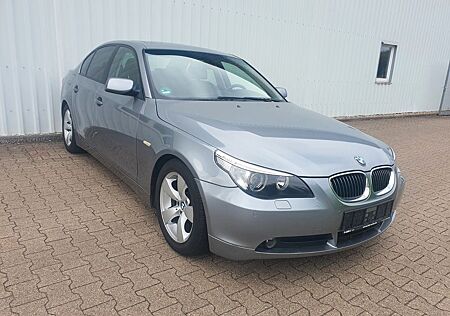 BMW 520i Automatik leder Xenon PDC Schiebedach