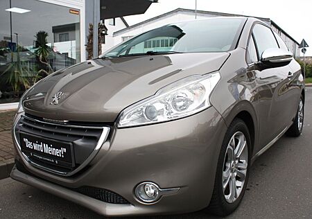 Peugeot 208 Allure 1.Hand "Damenfahrzeug"
